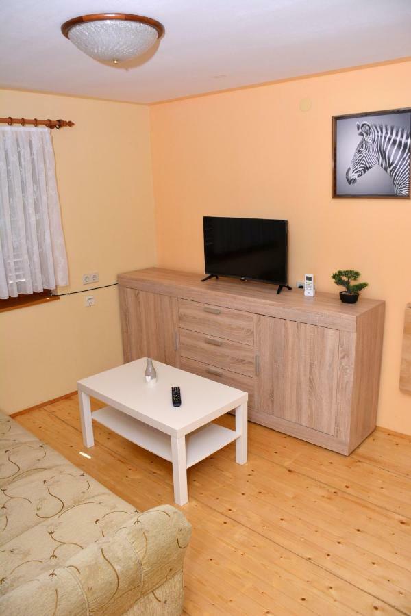 Apartman Viktorija Krapinske Toplice Exterior foto